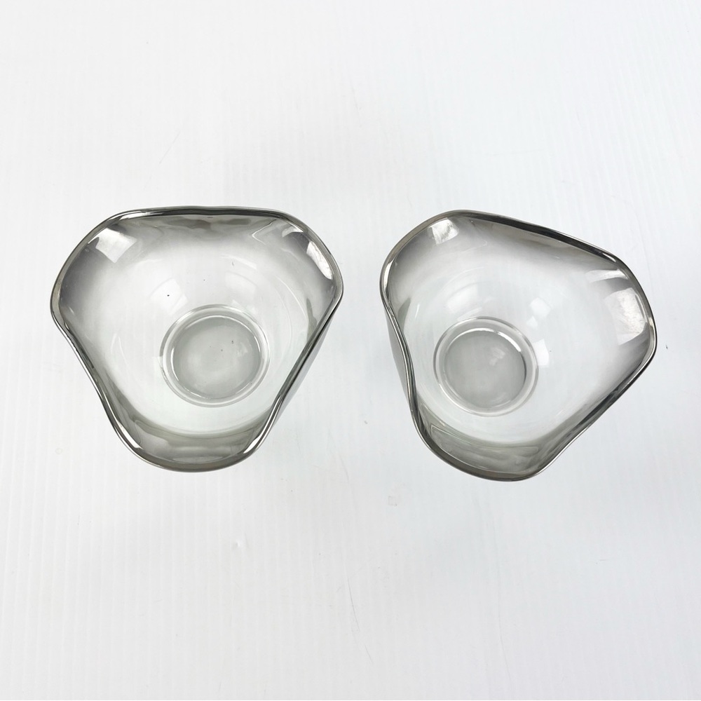 Set of 2 Dorothy Thorpe Silver Fade Rounded Triangle Glass Bowls 5" x 2.75"